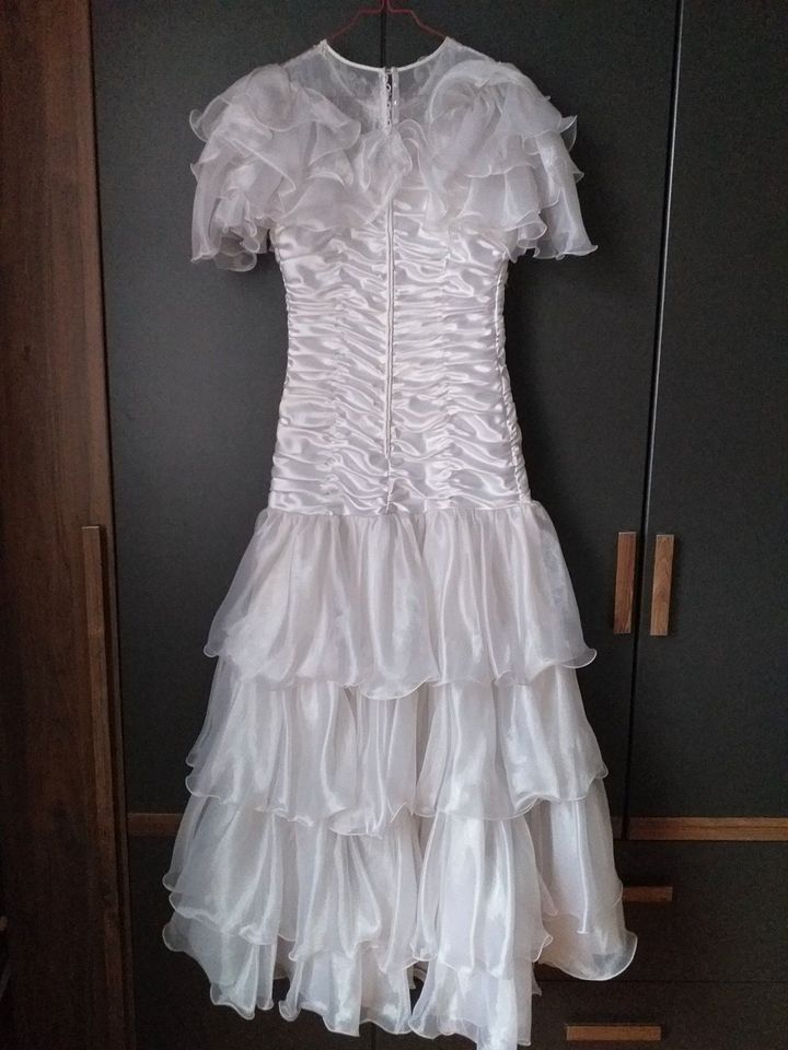 Brautkleid Gr. 36 / 38 von Kleemeier Hof , frisch gereinigt in Ausleben