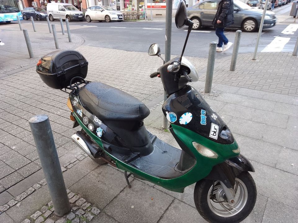 tausche mofa roller und e scooter in Wiesbaden