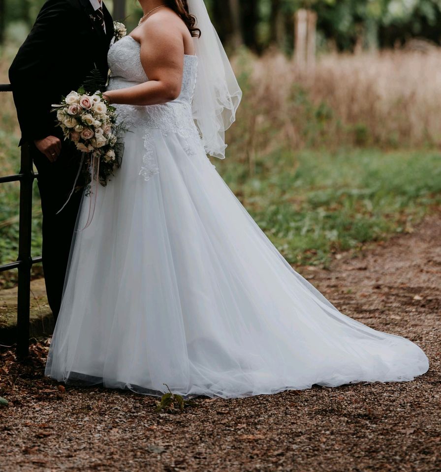 Brautkleid in Wiesentheid