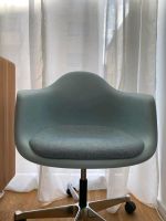 Neu - Original Vitra Drehstuhl Eames Plastic Chair PACC - NP 875€ Stuttgart - Stuttgart-West Vorschau