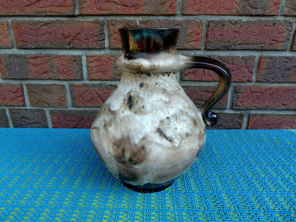 Vase Blumenvase Krug mit Henkel Bodenvase braun gemarkt 372/28 c in Flintbek