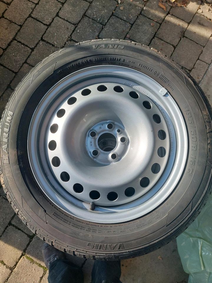 Barum Vanis Sommerreifen 195/60R 16C in Amtzell