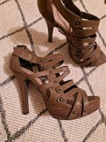 NEU edc esprit High Heels  38 Niedersachsen - Göttingen Vorschau