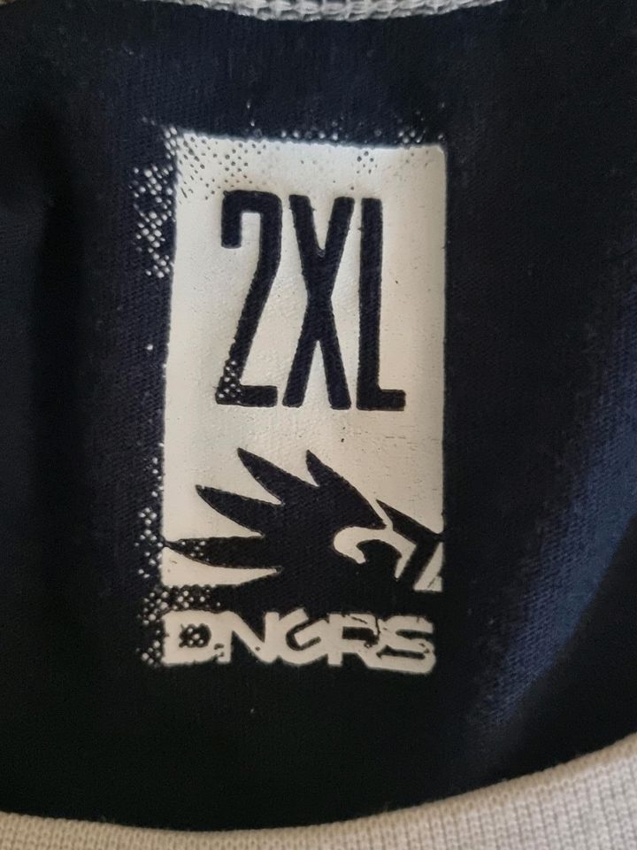 DNGRS Dangerous Shirt Größe 2XL in Berlin