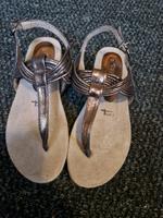 Tamaris Zehentrenner Sandalen Baden-Württemberg - Gammertingen Vorschau