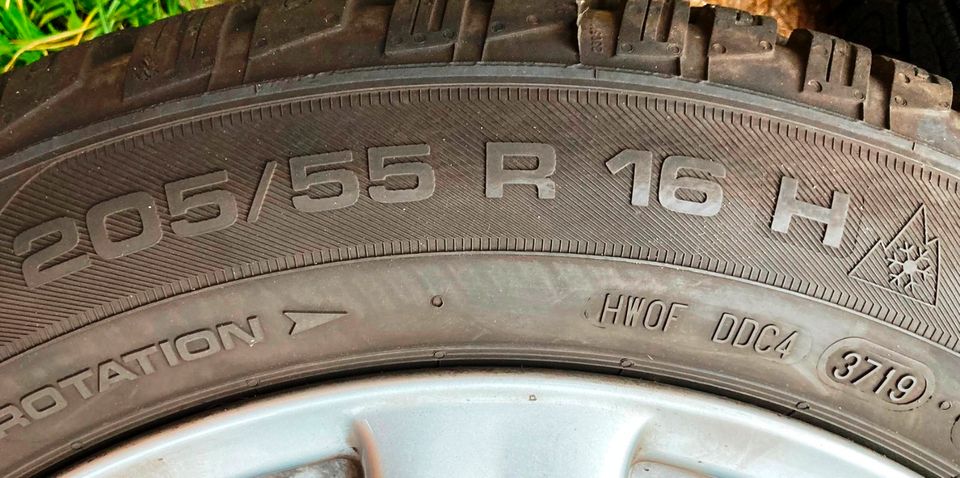 1 Satz Winterreifen auf Enzo Alufelgen 205/55R16 - wenig gefahren in Untermünkheim