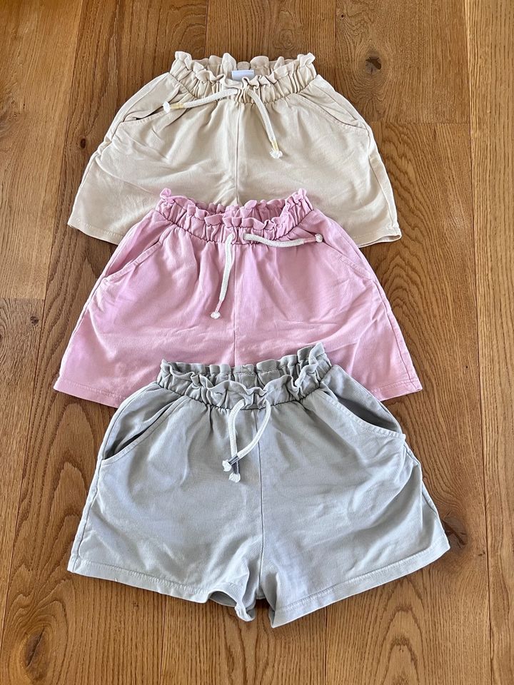 3 ZARA Shorts Gr.116 in Lengede