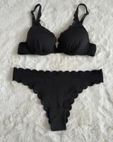 H&M: Bikini-Set mit Wellenrand in Schwarz (75A + XS/S) Niedersachsen - Ottenstein Vorschau