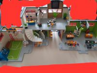 Playmobil Schule   extra Klassenzimmer Turnhalle Hessen - Hanau Vorschau