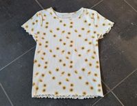 Primark T-Shirt Gr. 158 *Blumen* Kurzarm Shirt Mädchen Hessen - Wolfhagen  Vorschau