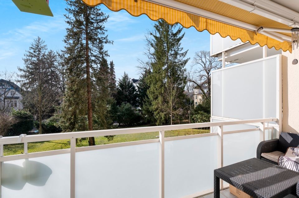 ERSTKLASSIGES WOHNVERGNÜGEN  stilvolle 3-Zimmer-Wohnung mit Pool und Sauna in Wiesbaden in Wiesbaden