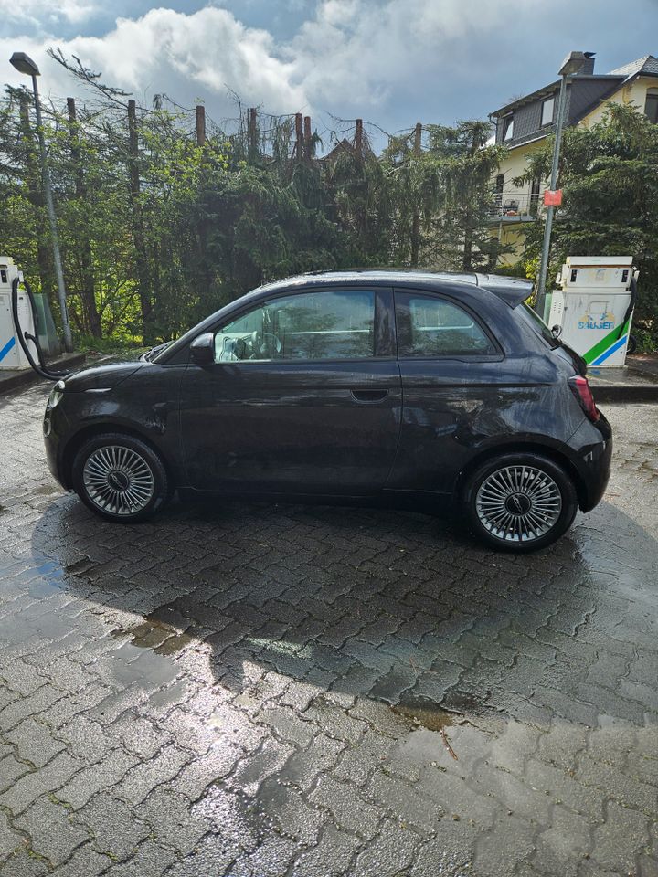 Fiat 500e Action in Daaden