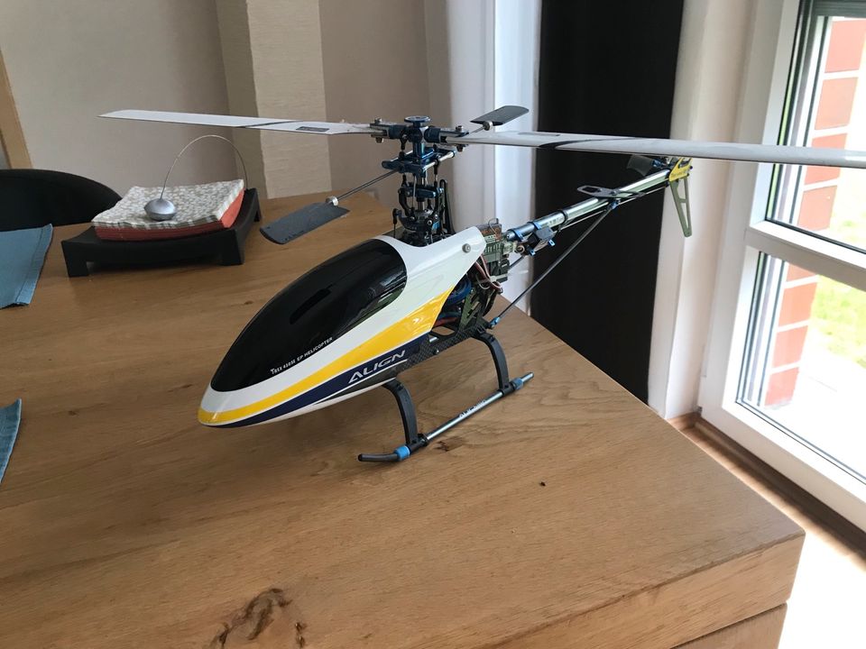 ALIGN Trex 450 SE Helicopter in Wuppertal