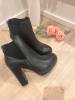 Boots | Stiefel | Stiefeletten | High Heels | Damen Schuhe Nordrhein-Westfalen - Kerken Vorschau