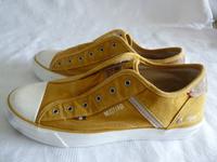 Mustang Damen Slip-on-Sneaker Slipper Gr. 40 Gelb Nordrhein-Westfalen - Haan Vorschau