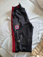 Bayern München Spieler Hose  Gr. 42 / L Hessen - Kelkheim Vorschau
