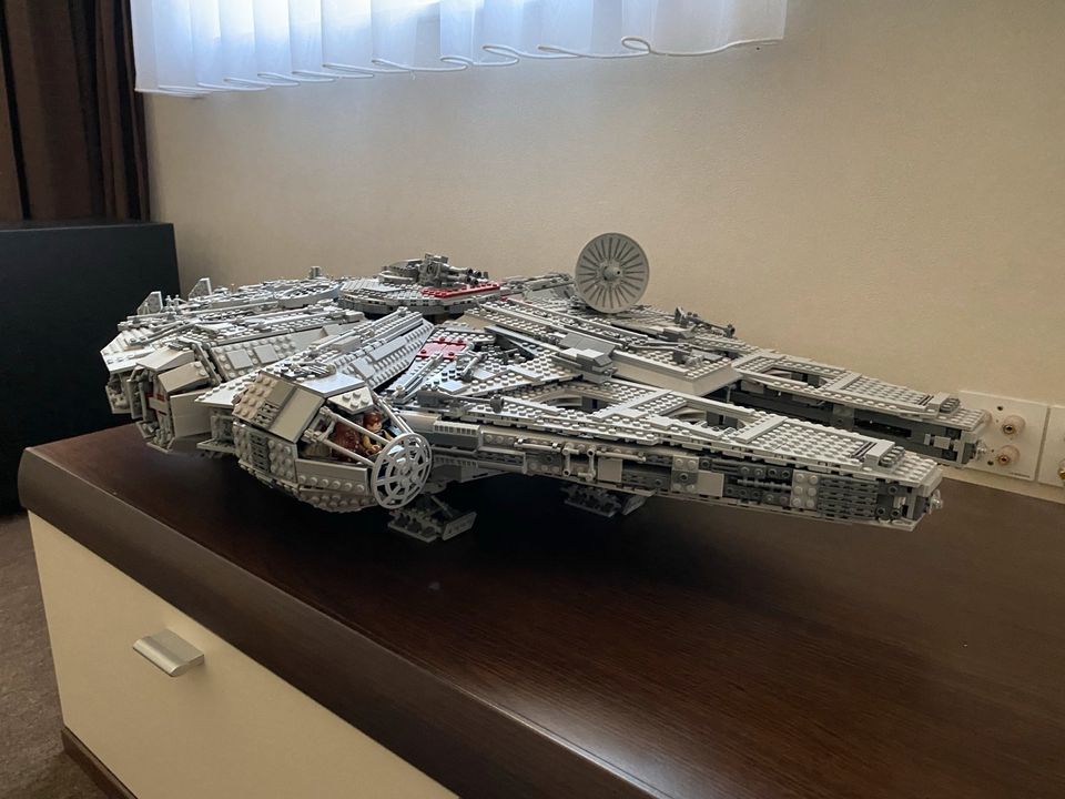 Lego 10179 Millenium Falcon REBRICK in Jüterbog