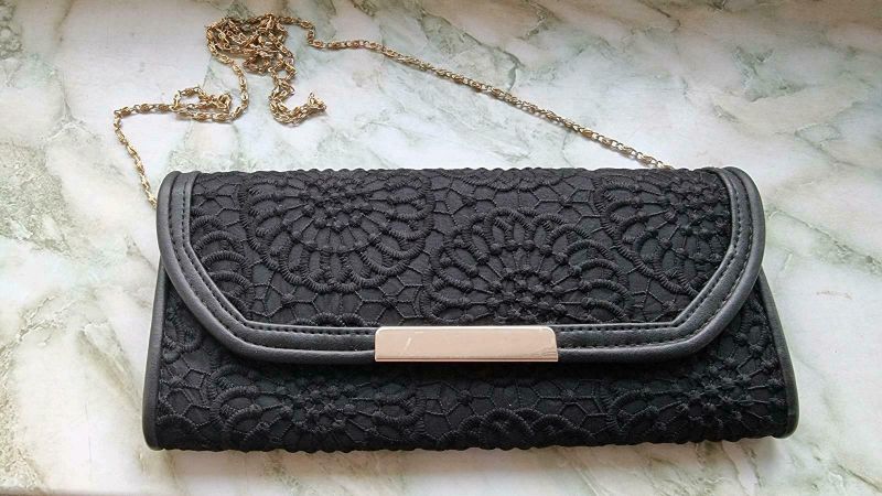 Clutch schwarz Handtasche Hochzeit boho mit Gold Deichmann in Hessen -  Kassel | eBay Kleinanzeigen ist jetzt Kleinanzeigen