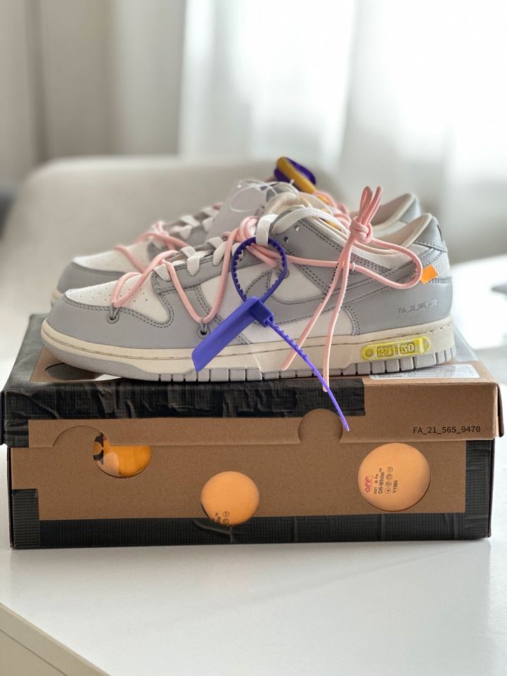 Nike Dunk Low Off-White Lot 24 in Dresden