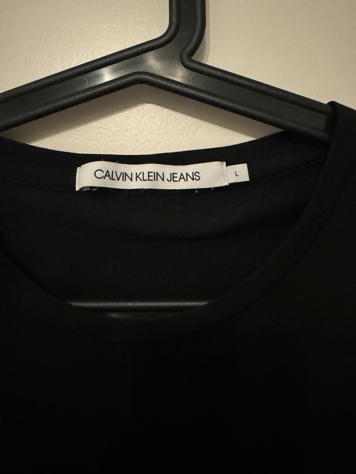 Calvin Klein T-Shirt schwarz ORIGINAL in Herne