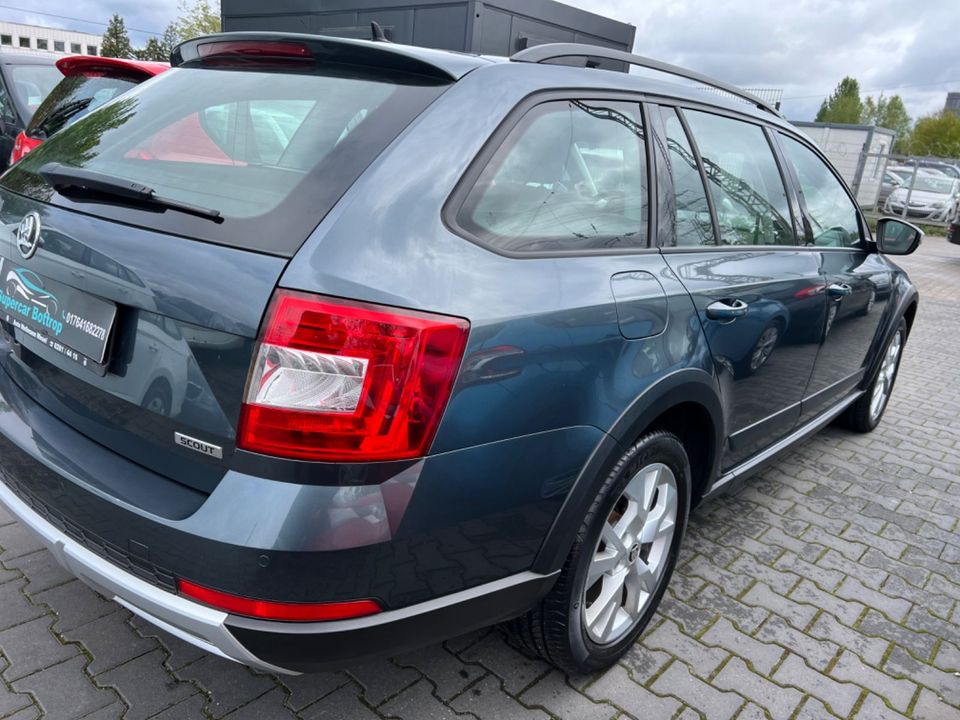 Skoda Octavia Combi Scout 4x4 in Bottrop