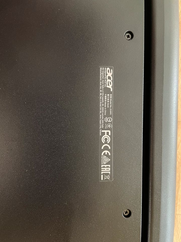 ACER One 10 Tablet mit Tastatur wie Neu in Bad Tölz