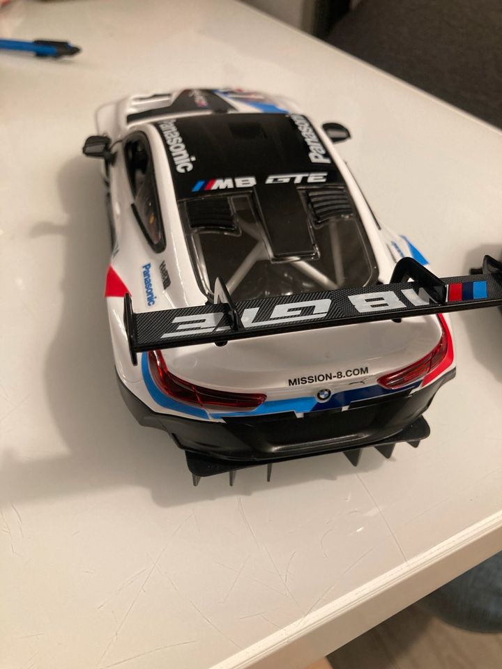 BMW M8 GTE RC Modellauto  NP 140€ in Moers