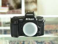 Nikon F90x, SLR Kamera, Nikon Zoom AF 18-80mm/3,5-5,6 Niedersachsen - Twistringen Vorschau
