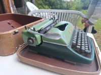 Sehr alte Schreibmaschine Sachsen - Stollberg Vorschau
