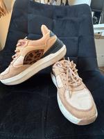 Sneaker im Leolook Aachen - Aachen-Mitte Vorschau