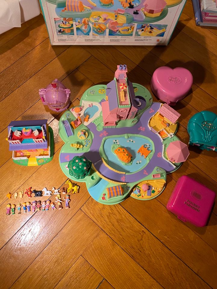 Polly Pocket Landhaus Spielset + Figuren + extra Zubehör Vintage in Berlin