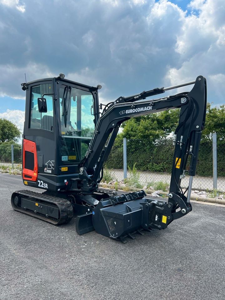 Bagger Mieten | Vermietung Minibagger 2,1T Eurocomach 22 SR in Ponitz