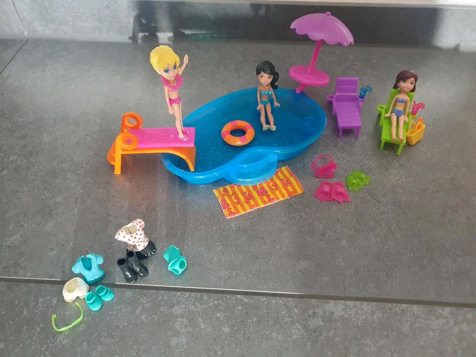 Polly Pocket Badespaß mit Freundinnen und Zubehör. in Coesfeld