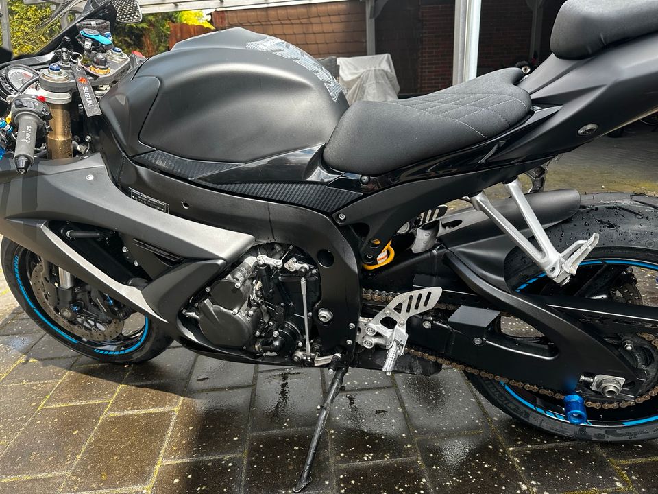 Suzuki GSX-R 600 K8 in Stuhr