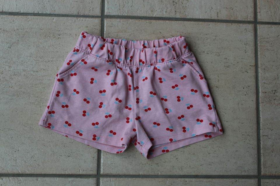 Kurze Hose Shorts Mädchen Gr. 116 in Willebadessen