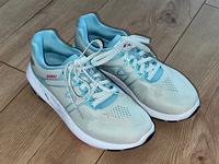 Karhu ikoni ortix Laufschuhe Sportschuhe Sneaker Gr. 37 NEU Nordrhein-Westfalen - Ratingen Vorschau
