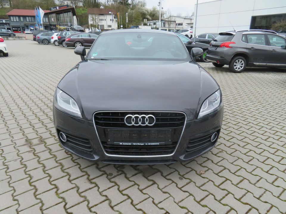 Audi TT 2.0 TFSI Coupe Leder Xenon SHZ PDC Bose in Öhringen