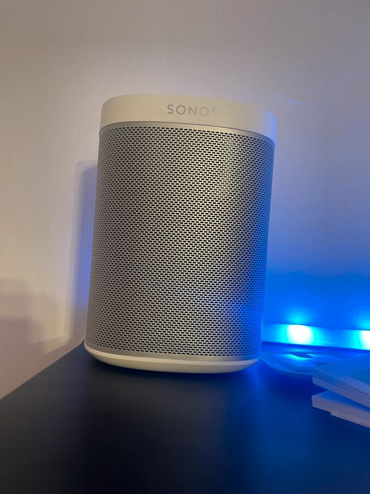 Tausche 2x SONOS PLAY 1 WEIẞ GEGEN 2x Schwarze in Poing