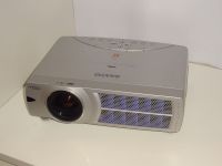 Sanyo xtraX Multiverse PLC-XU40 Projektor, DVI USB Köln - Niehl Vorschau