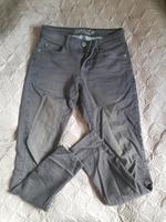Only Hose / Jeans Gr. S Länge 30 grau Hessen - Fulda Vorschau