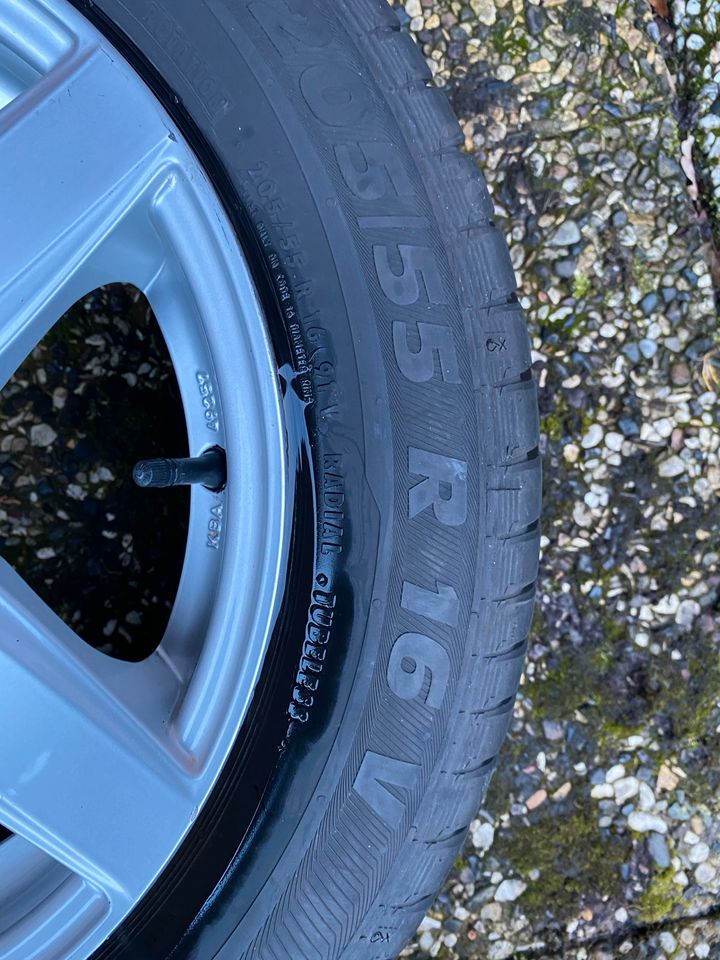 Autoreifen  205/55 R16 inkl. Alufelgen Michelin/Semperit in Lienen