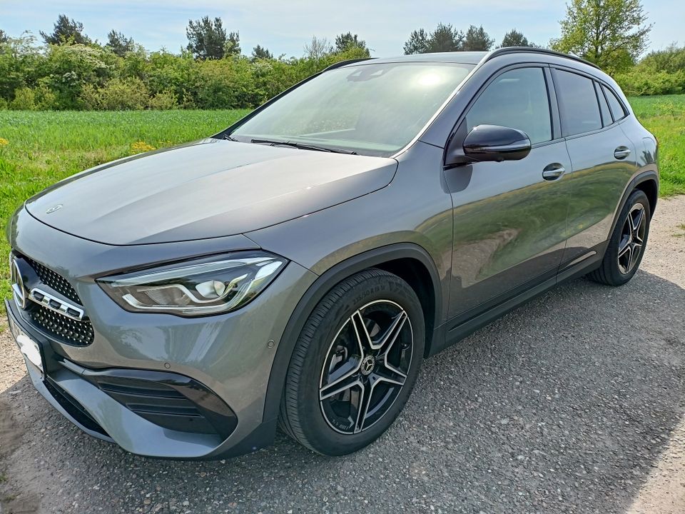 Mercedes-Benz GLA 250 4matic AMG*224PS*MBUX*PANORA*360 in Waghäusel