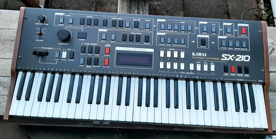 Kawai SX-210 * SERVICED + MIDI !! * Analog Polysynth Synthesizer in Mülheim (Ruhr)