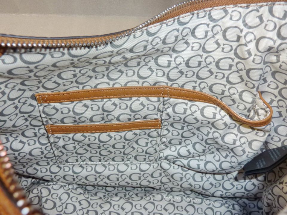 Handtasche Guess Alejandra HOBO cognak neu Versand in Landshut