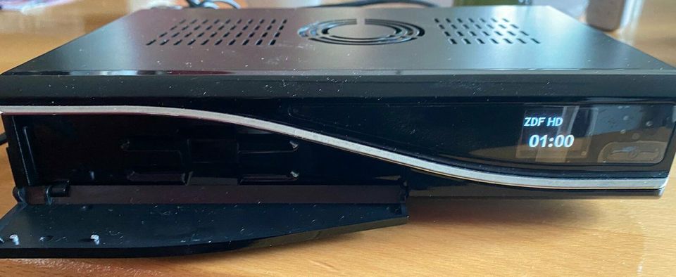 Dreambox DM800 HD se SAT-Receiver OVP Full HD 750 GB interne HDD in Memmingerberg