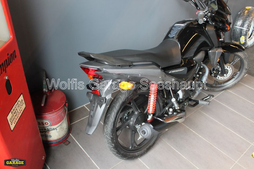 Wolfis Garage Honda CBF 125 M  Service NEU  7290 km in Seeshaupt