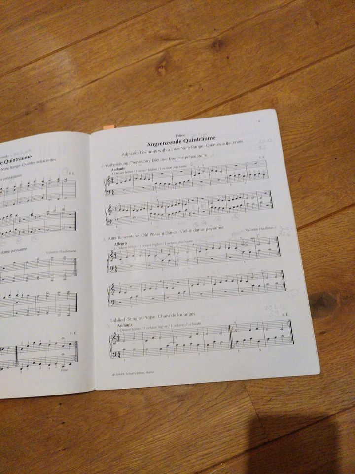 Noten für Klavier, Wir spielen vierhändig, Verlag Schott in Wülfrath