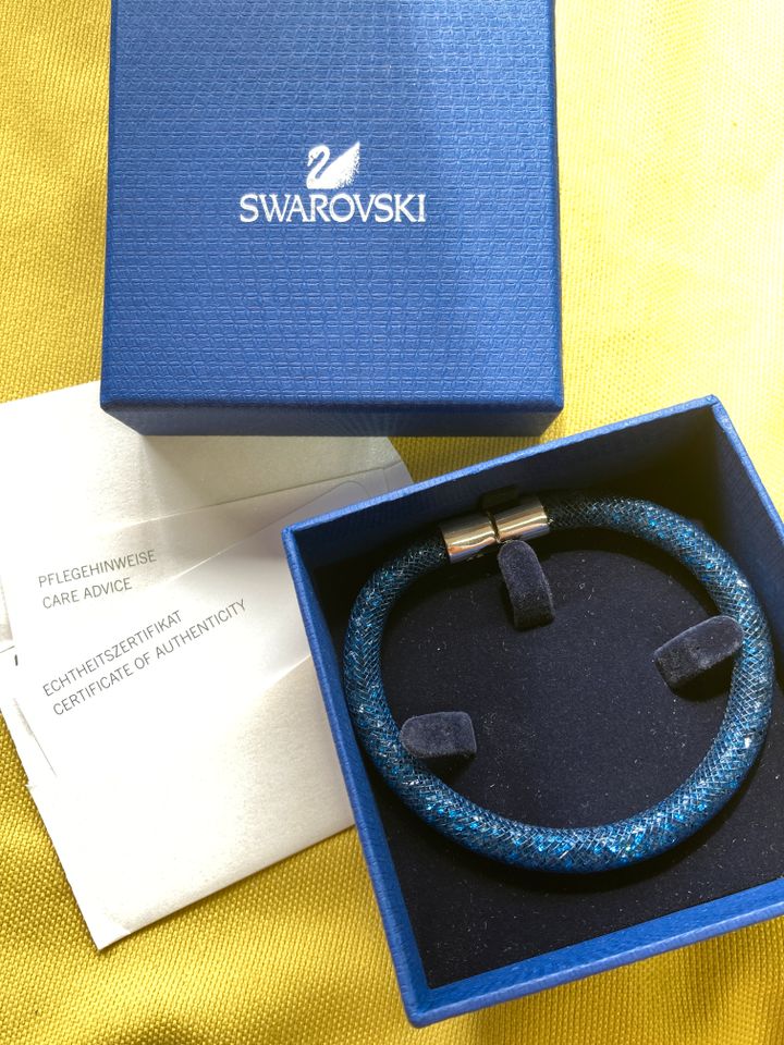 Armband Swarovski Stardust Bracelet 20cm blau im Originalkarton in Wiesbaden