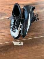 Fußballschuhe Nike Schwarz Größe 36 Nokenschuhe Sachsen - Diera-Zehren Vorschau