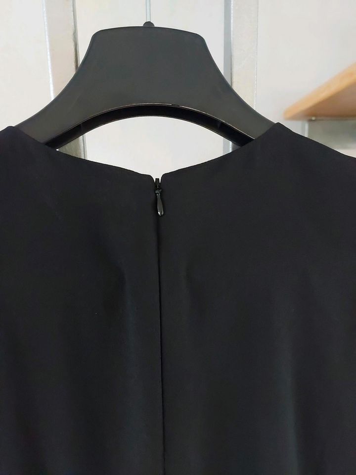 H&M Kleid schwarz schick Gr.L (42) in Hückelhoven